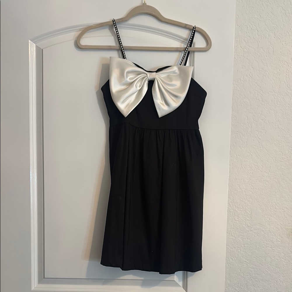 GB Girls Black and White Pleated Babydoll Dress